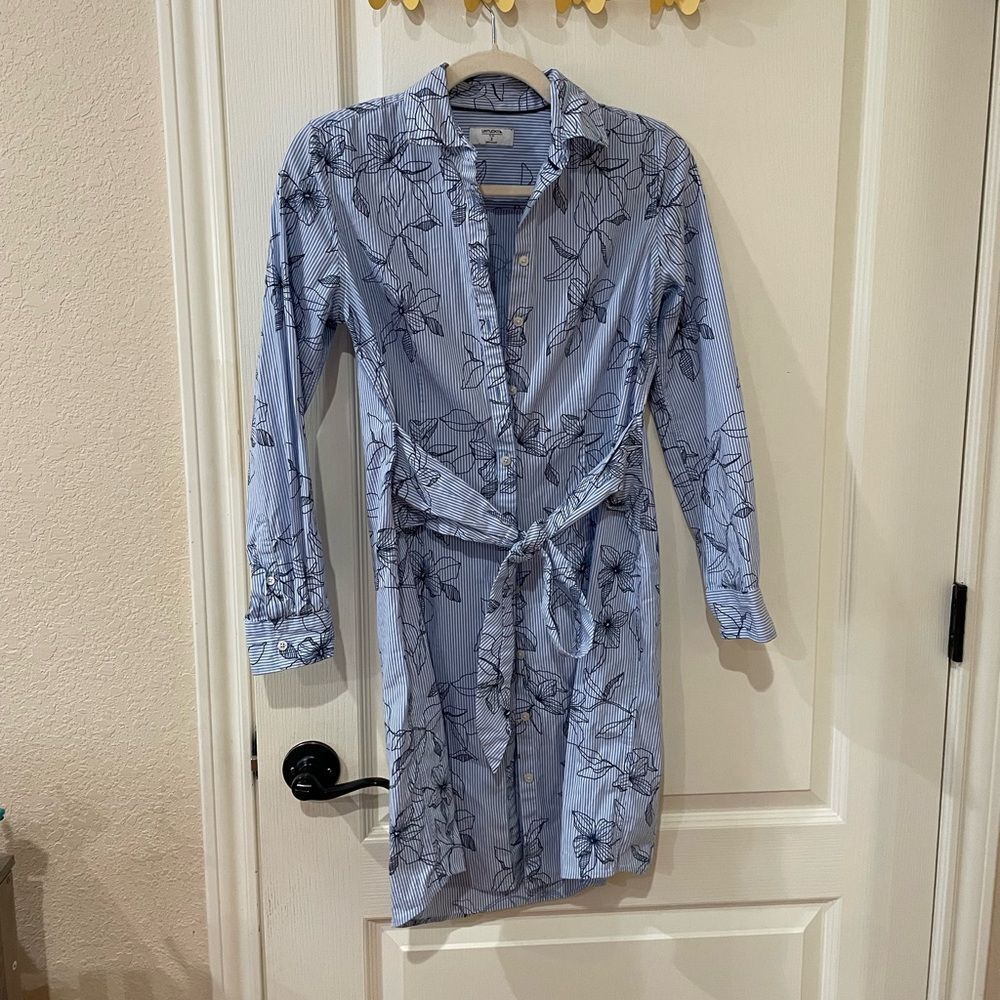 UNTUCKit For Her Shirt Dress Women's 2 Lily Blue Floral Belted Long Sleeve - Picture 2 of 6